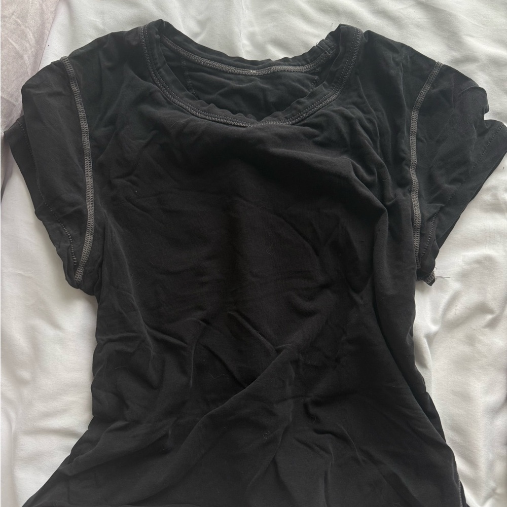 lululemon athletica Black Short Sleeve Tee